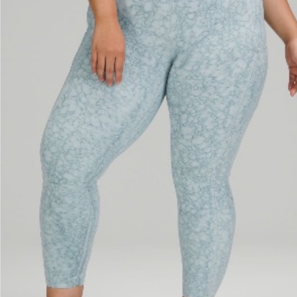 Lululemon Athletica fast and free high rise tights 25” - Picture 6 of 6